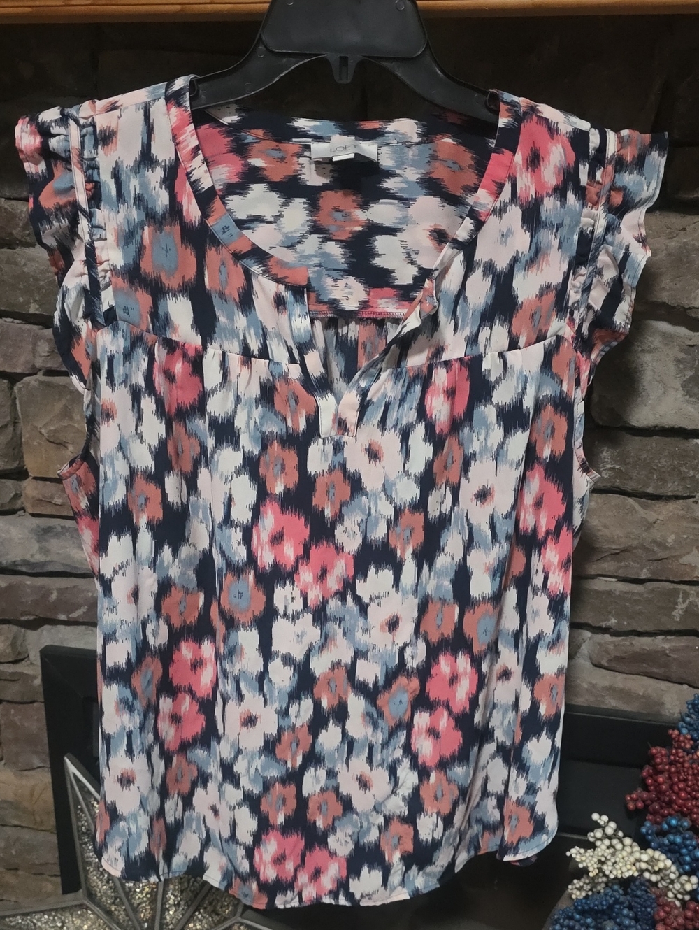 Loft Abstract Floral V-neck Blouse Sz XL